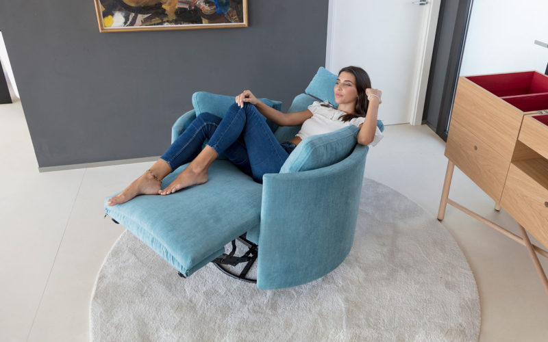 Moonrise Reclining Chair by FAMA