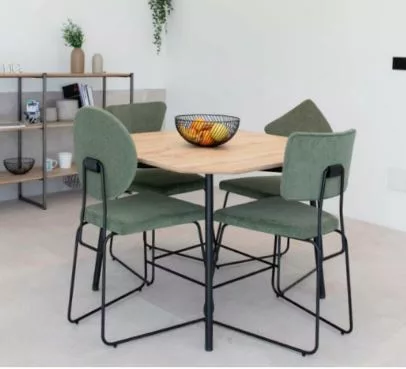 Minos Table & Planet Chairs By FAMA
